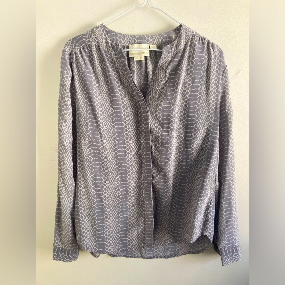 Cynthia Rowley 100% Silk Button Down Blouse